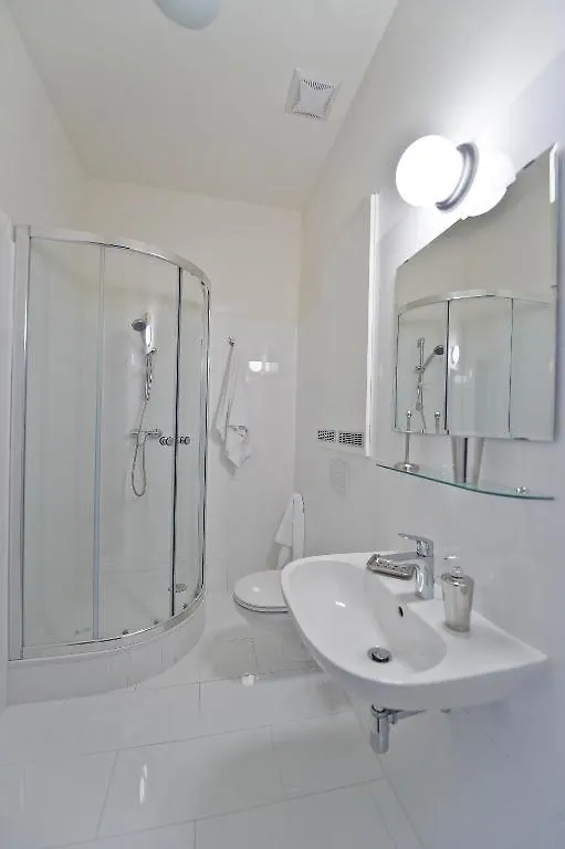 Debo Apartments Schoenbrunner Strasse - Contactless Check In Vienna